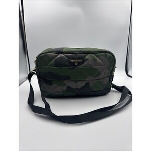 TWELVElittle Diaper Clutch‎ Crossbody Diaperbag with Changing Pad Camo